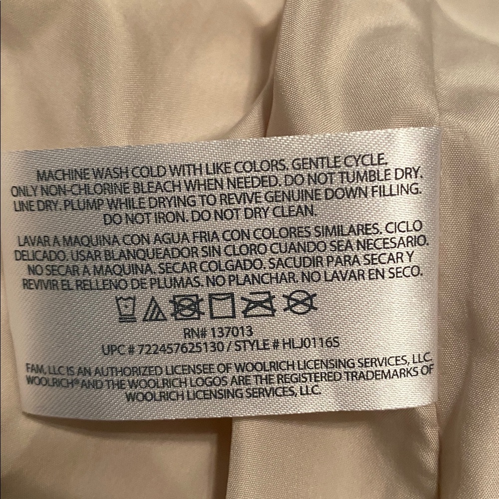 Woolrich Quilted Light Beige Vest size large. - Picture 12 of 12